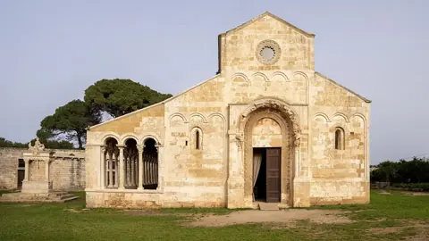 Abbazia di Cerrate